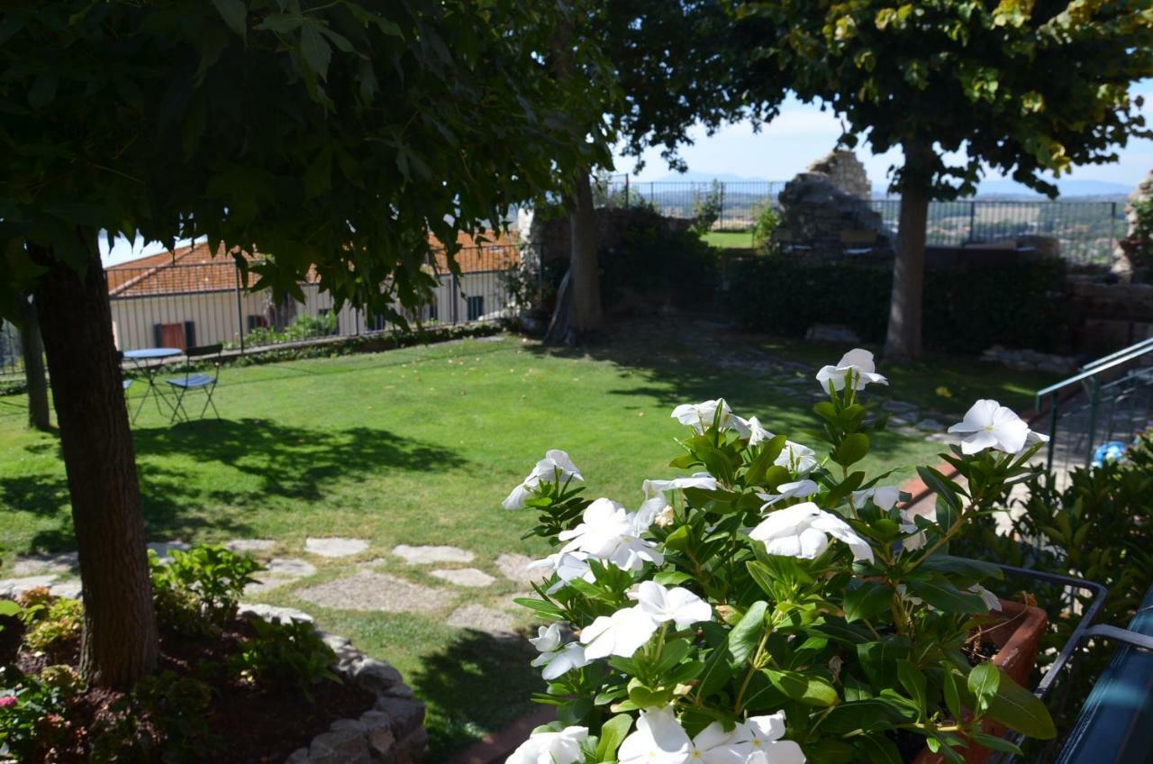 Il Torrione Panzió Castiglione del Lago Kültér fotó